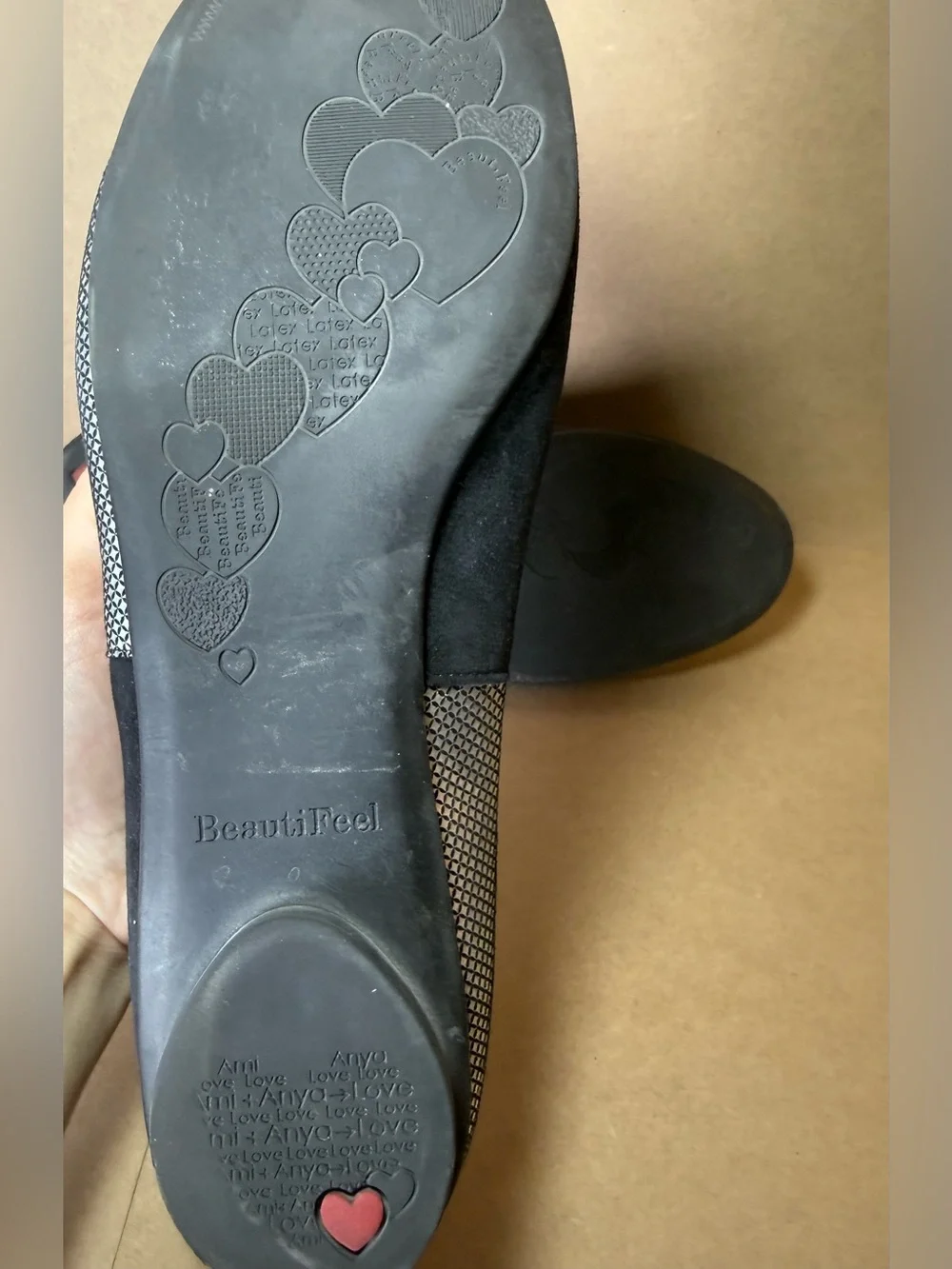 BeautiFeel Amanda Ballet Flats Pewter Pizel Print Black Suede Size US 9/9.5 - Picture 9 of 10